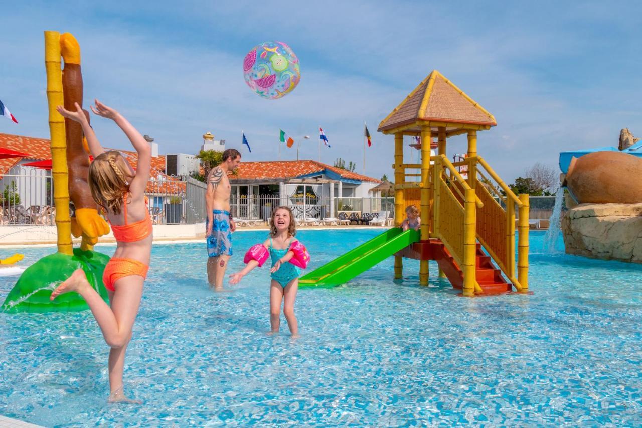 Hotel CAMPING PARADIS Sol à Gogo Saint-Hilaire-de-Riez Esterno foto